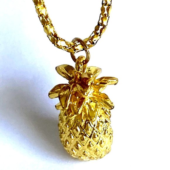 Pineapple Pendant Necklace Gold Plated 23" Chain Hawaiian Island Welcome Fruit - Picture 1 of 8